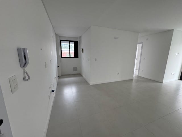 Apartamento com 63m² 2 quartos e 2 banheiros, à venda, no bairro Estados em Balneário Camboriú
