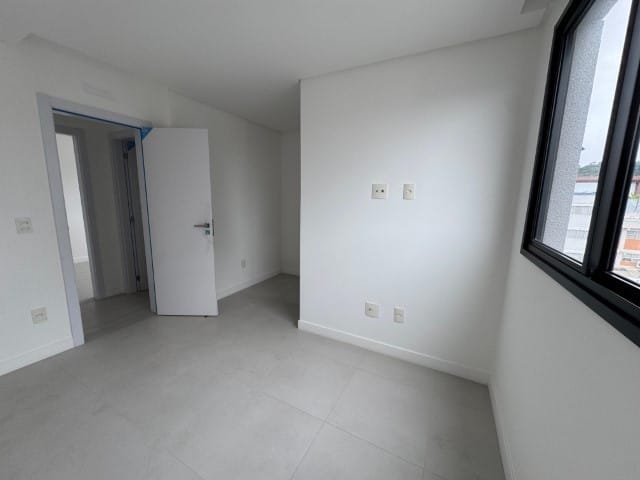 Apartamento com 63m² 2 quartos e 2 banheiros, à venda, no bairro Estados em Balneário Camboriú