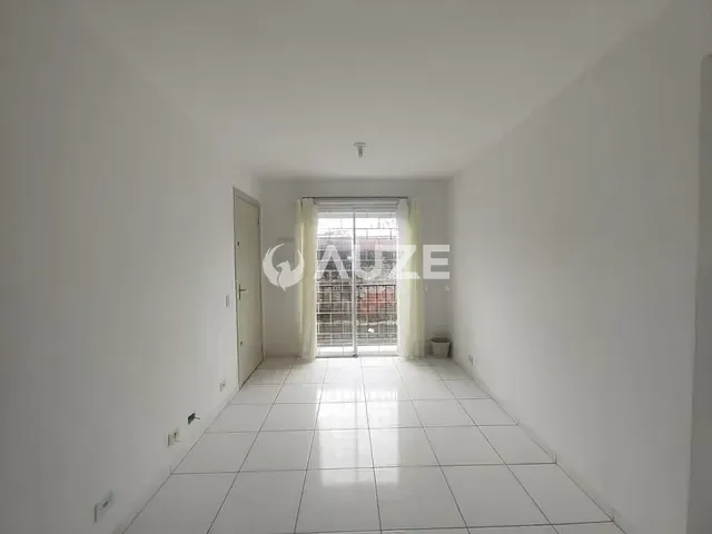 Apartamento com 47m² 2 quartos e 1 banheiro, para alugar, no bairro Guarani em Colombo