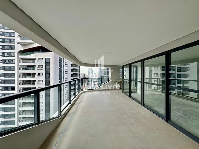 Apartamento com 162m² 3 quartos e 5 banheiros, à venda, no bairro Chácara Santo Antônio (Zona Sul) em São Paulo