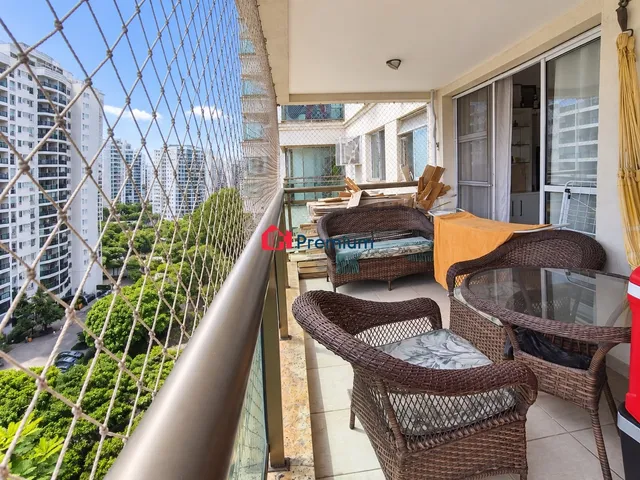 Apartamento 2 quartos e 2 banheiros, à venda, no bairro Jacarepaguá em Rio de Janeiro