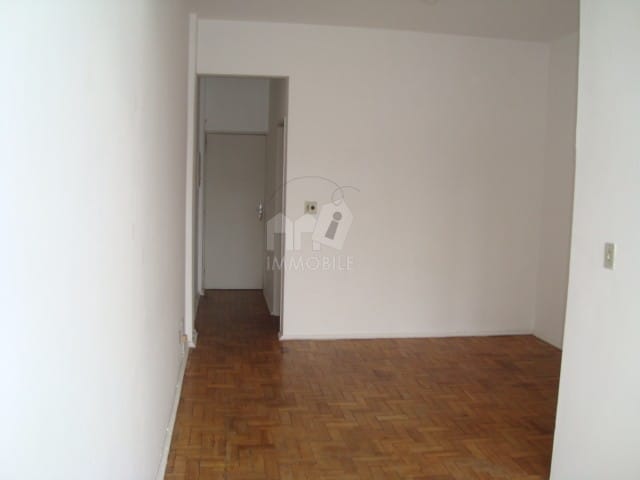 Apartamento à venda, no bairro Centro em Petrópolis