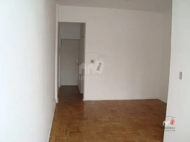 Apartamento à venda, no bairro Centro em Petrópolis