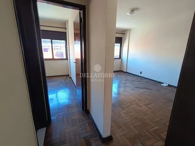 Apartamento 2 quartos e 1 banheiro, à venda ou para alugar, no bairro Alto em Teresópolis
