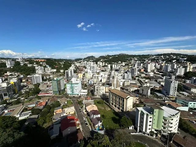 Apartamento com 172m² 3 quartos e 3 banheiros, à venda, no bairro Centro em Concórdia