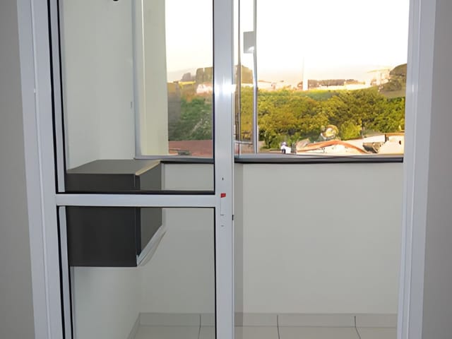 Apartamento 2 quartos e 1 banheiro, à venda, no bairro Loteamento Residencial Andrade em Pindamonhangaba