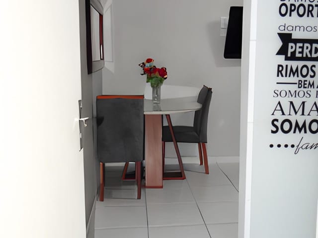 Apartamento 2 quartos e 1 banheiro, à venda, no bairro Loteamento Residencial Andrade em Pindamonhangaba