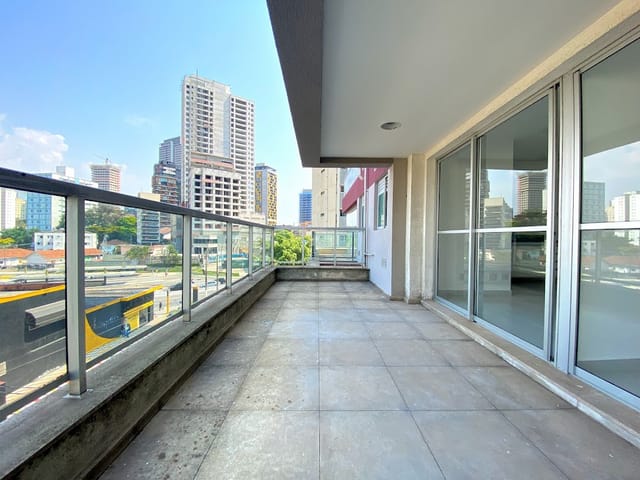 Foto do Apartamento - Apartamento tipo Garden à 40 metros do metrô Vila Madalena com 1 quarto, 1 vaga de garagem e varanda | Vista Livre