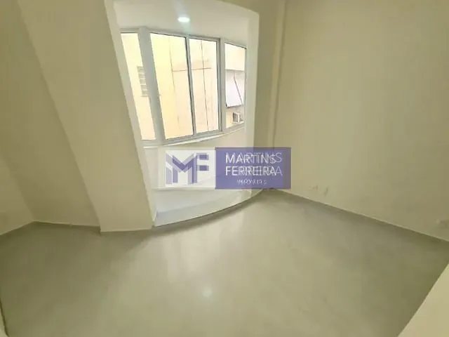 Apartamento com 40m² 1 quarto e 1 banheiro, à venda, no bairro Catete em Rio de Janeiro