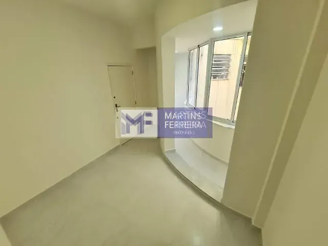 Apartamento com 40m² 1 quarto e 1 banheiro, à venda, no bairro Catete em Rio de Janeiro