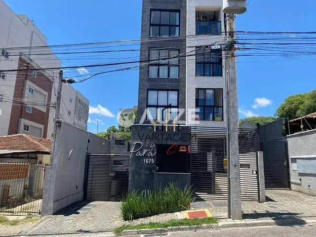 Apartamento com 54m² 2 quartos e 1 banheiro, à venda, no bairro Água Verde em Curitiba