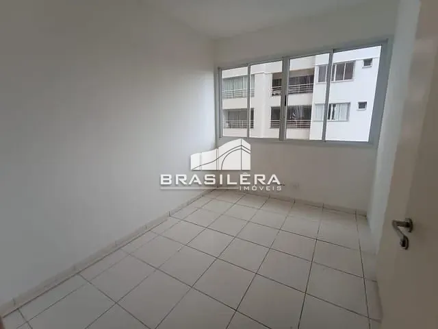 Apartamento com 82m² 3 quartos e 3 banheiros, à venda, no bairro Parque Industrial Paulista em Goiânia