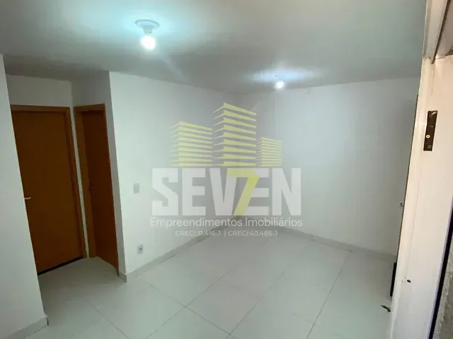 Apartamento 2 quartos e 1 banheiro, para alugar, no bairro Parque União em Bauru