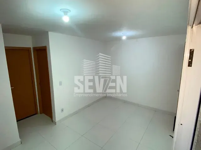 Apartamento 2 quartos e 1 banheiro, para alugar, no bairro Parque União em Bauru