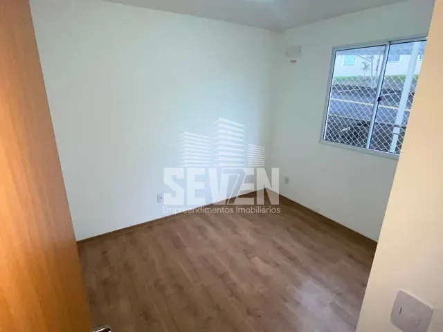 Apartamento 2 quartos e 1 banheiro, para alugar, no bairro Parque União em Bauru