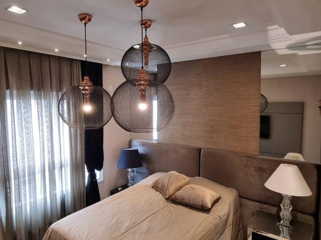 Apartamento com 270m² 4 quartos e 5 banheiros, à venda, no bairro Meia Praia em Itapema