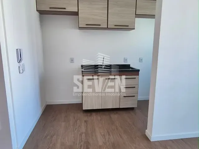Apartamento 2 quartos e 2 banheiros, para alugar, no bairro Quinta Ranieri em Bauru
