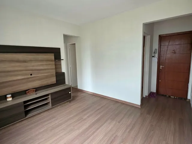 Apartamento com 45m² 2 quartos e 1 banheiro, à venda, no bairro Vila Valqueire em Rio de Janeiro