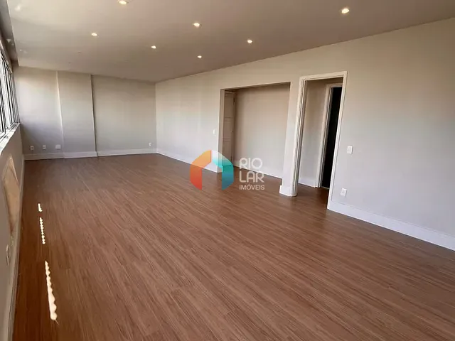 Apartamento com 140m² 4 quartos e 1 banheiro, à venda, no bairro Ipanema em Rio de Janeiro