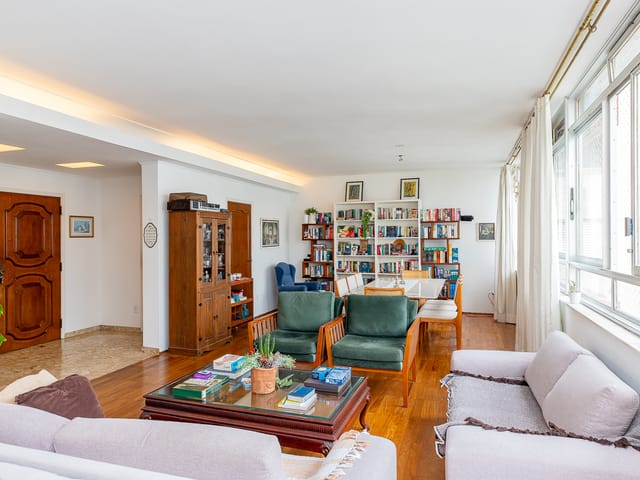 Apartamento com 301m² 4 quartos e 4 banheiros, à venda, no bairro Higienópolis em São Paulo