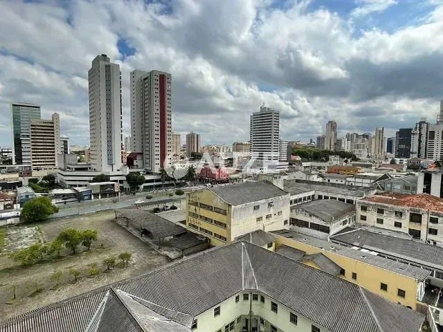 Apartamento com 43m² 1 quarto e 1 banheiro, à venda, no bairro Centro em Curitiba