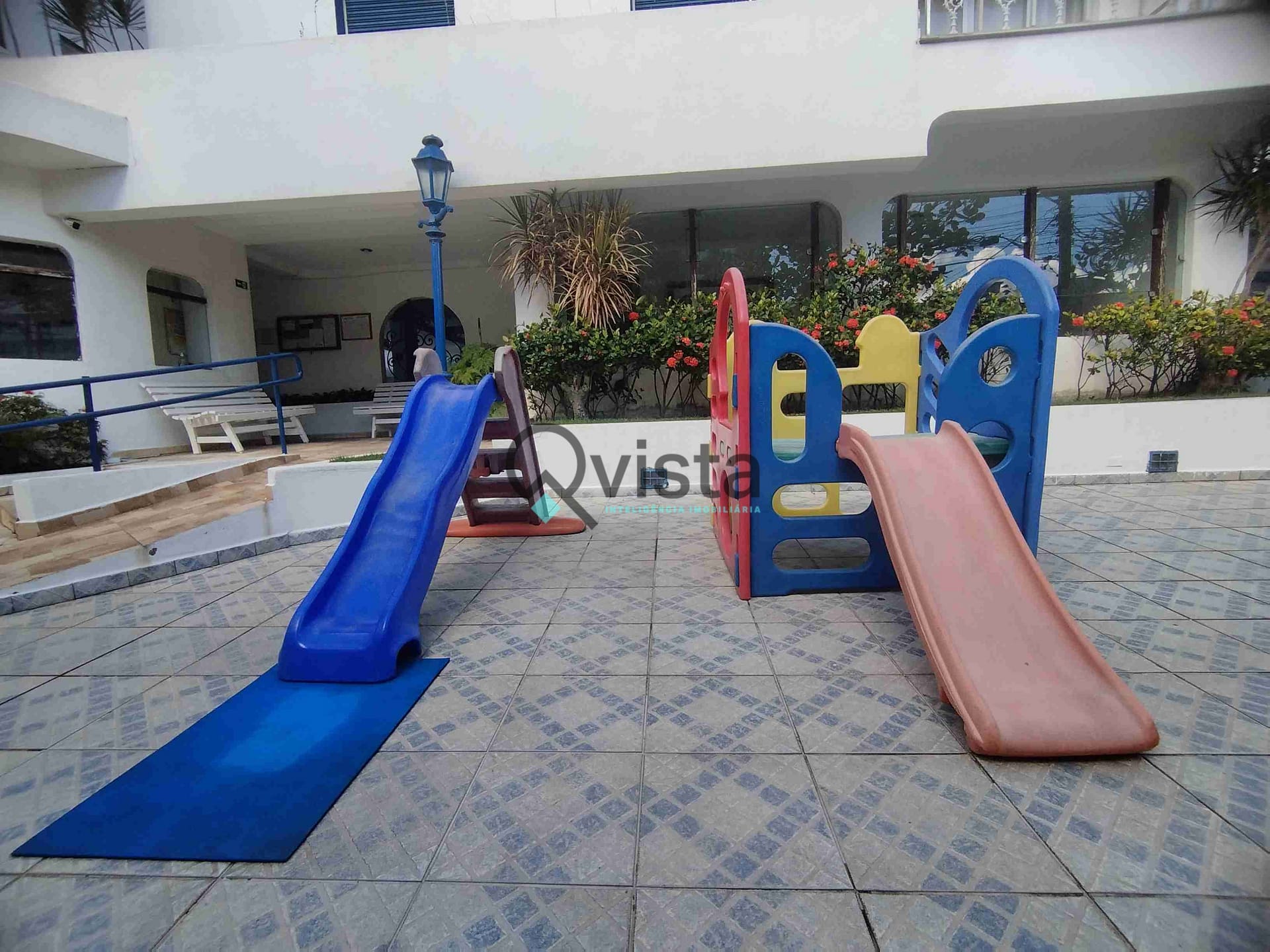 Apartamento à venda com 3 quartos, 110m² - Foto 32