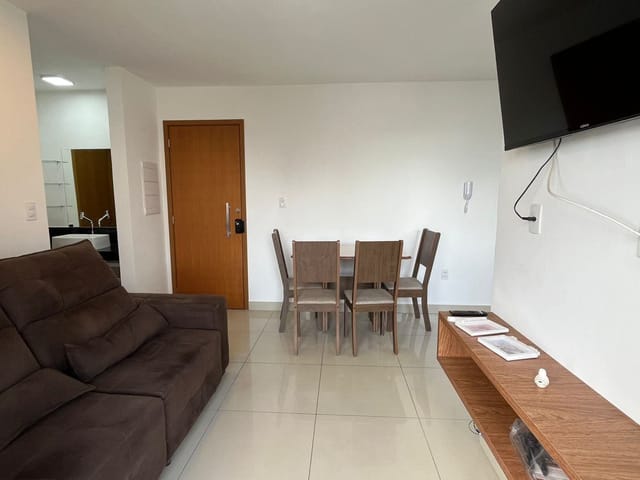 Apartamento 1 quarto e 1 banheiro, para alugar, no bairro Setor Bueno em Goiânia