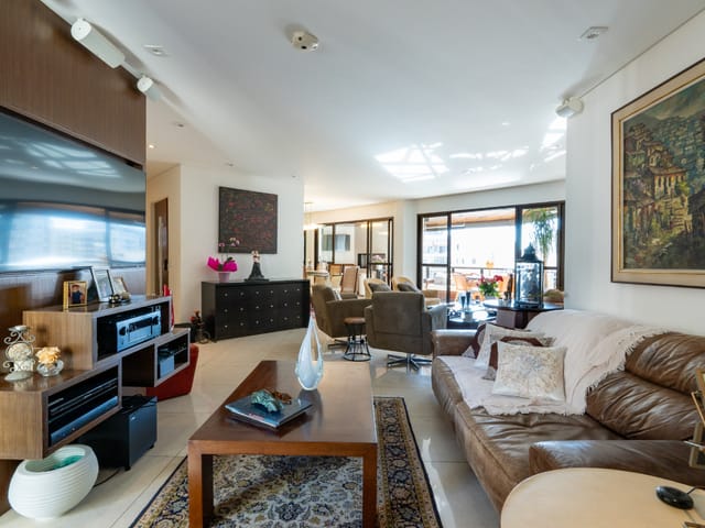 Apartamento com 245m² 4 quartos e 5 banheiros, à venda, no bairro Perdizes em São Paulo