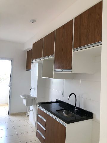 Apartamento 3 quartos e 1 banheiro, à venda ou para alugar, no bairro Vila São José em Taubaté