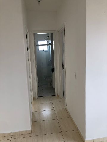 Apartamento 3 quartos e 1 banheiro, à venda ou para alugar, no bairro Vila São José em Taubaté