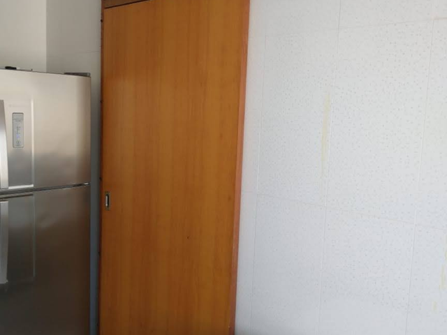Apartamento 2 quartos e 1 banheiro, à venda, no bairro Vila Areao em Taubaté
