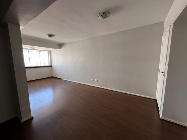 Foto do Apartamento - Ed Acapulco - Apartamento para locação com 3 dormitórios (1 suíte), 1 vaga -  Centro, Londrina, PR | Premier Imóveis