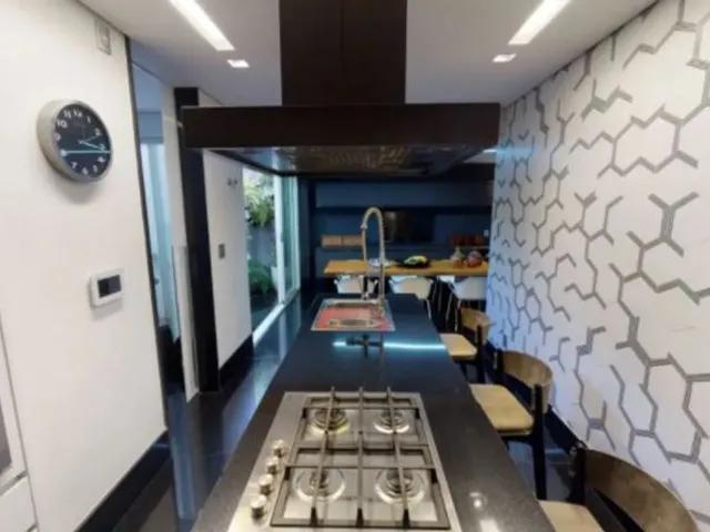 Apartamento com 245m² 4 quartos e 3 banheiros, à venda, no bairro Santo Antônio em Belo Horizonte