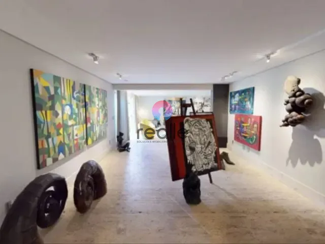 Apartamento com 245m² 4 quartos e 3 banheiros, à venda, no bairro Santo Antônio em Belo Horizonte