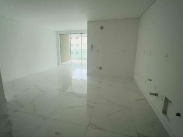 Apartamento com 160m² 3 quartos e 4 banheiros, à venda, no bairro Meia Praia em Itapema