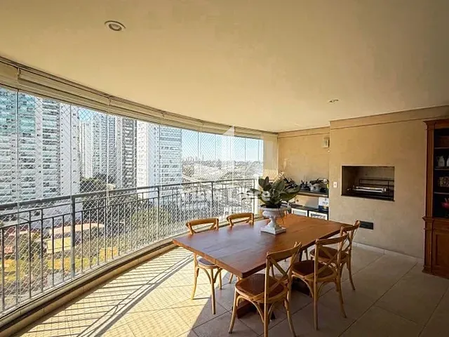 Apartamento com 178m² 4 quartos e 4 banheiros, à venda, no bairro Brooklin Paulista em São Paulo