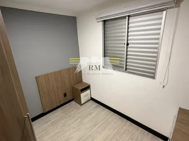 Apartamento com 50m² 2 quartos e 1 banheiro, para alugar, no bairro Vila Metalúrgica em Santo André