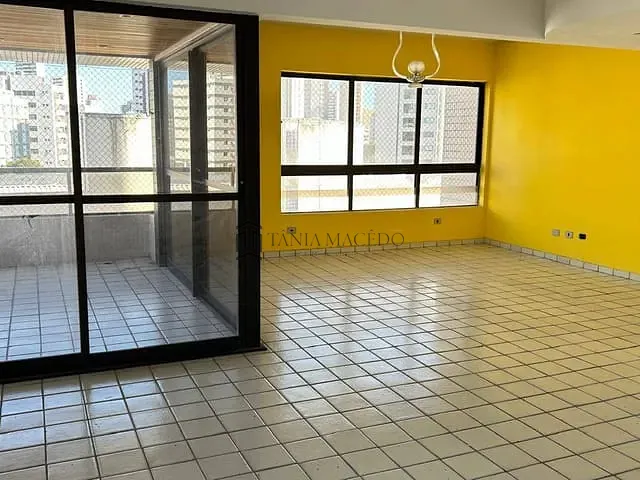 Apartamento 4 quartos e 3 banheiros, à venda, no bairro Graças em Recife