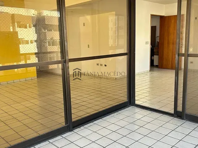Apartamento 4 quartos e 3 banheiros, à venda, no bairro Graças em Recife