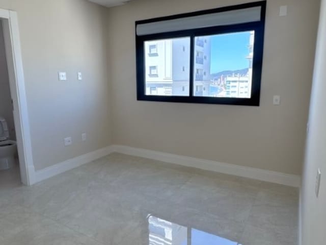 Foto do Apartamento - Apartamento à venda, Meia Praia, Itapema, SC | Interpraias Imóveis