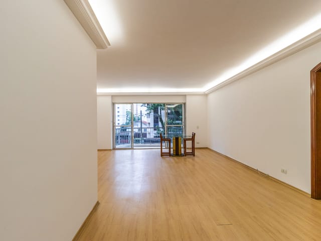 Apartamento com 172m² 3 quartos e 4 banheiros, à venda, no bairro Moema em São Paulo