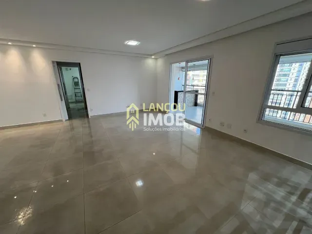 Apartamento com 166m² 3 quartos e 5 banheiros, à venda, no bairro Anhangabaú em Jundiaí