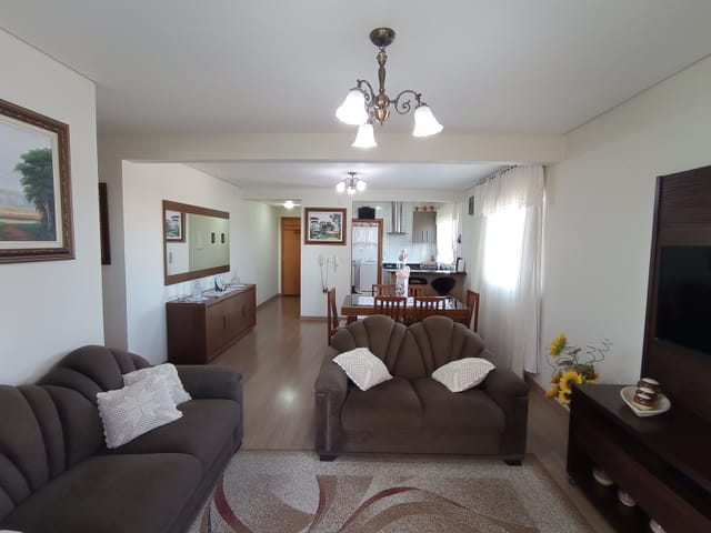 Apartamento com 139m² 3 quartos e 2 banheiros, à venda, no bairro Oficinas em Ponta Grossa