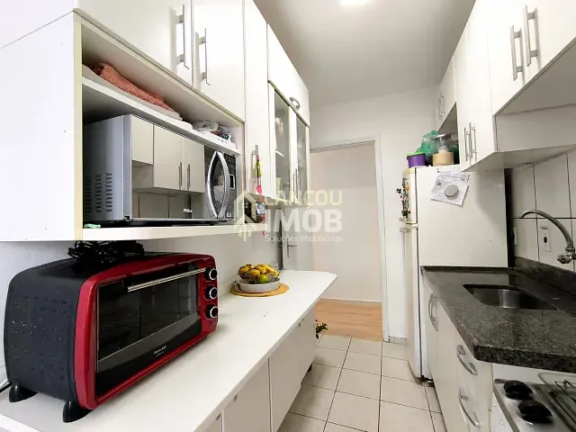 Apartamento 2 quartos e 1 banheiro, à venda, no bairro Medeiros em Jundiaí