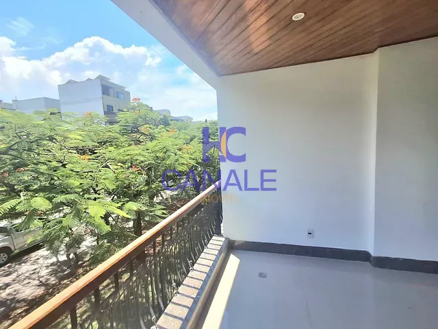 Apartamento 3 quartos e 2 banheiros, para alugar, no bairro Recreio dos Bandeirantes em Rio de Janeiro