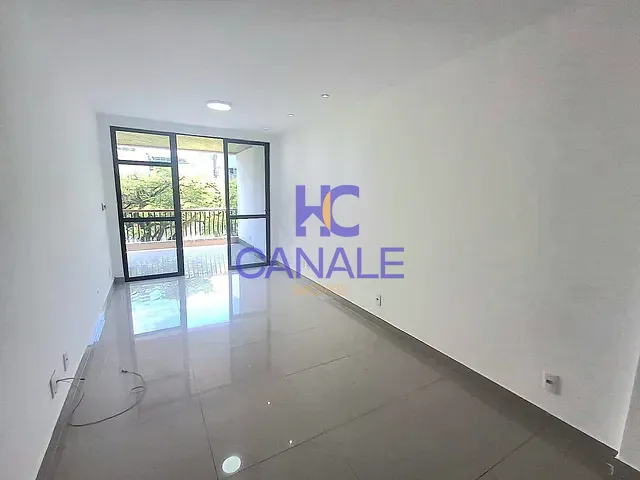 Apartamento 3 quartos e 2 banheiros, para alugar, no bairro Recreio dos Bandeirantes em Rio de Janeiro