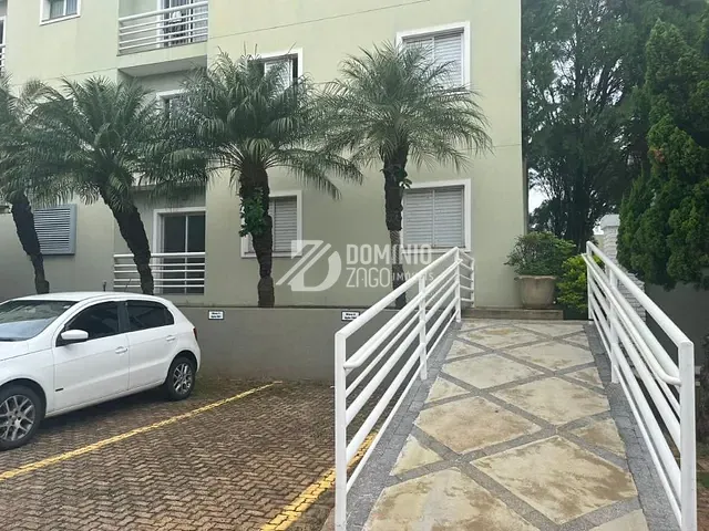 Apartamento com 88m² 3 quartos e 1 banheiro, à venda, no bairro Centro em Uberaba