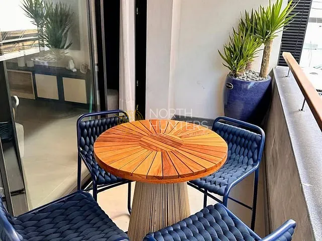 Apartamento com 195m² 3 quartos e 4 banheiros, à venda, no bairro Jurerê em Florianópolis