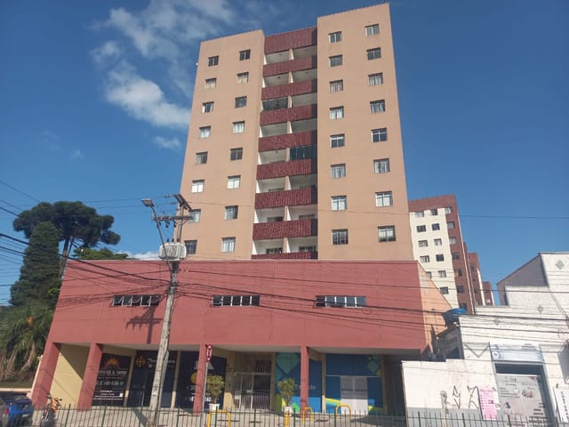 Apartamento 3 quartos e 1 banheiro, para alugar, no bairro Novo Mundo em Curitiba