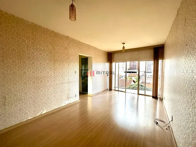 Apartamento com 82m² 2 quartos e 1 banheiro, à venda, no bairro Centro em Londrina